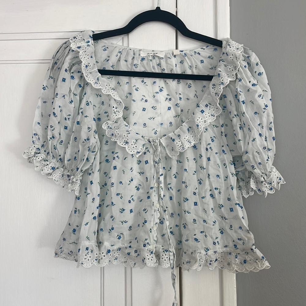 Blue Floral DÔEN Top